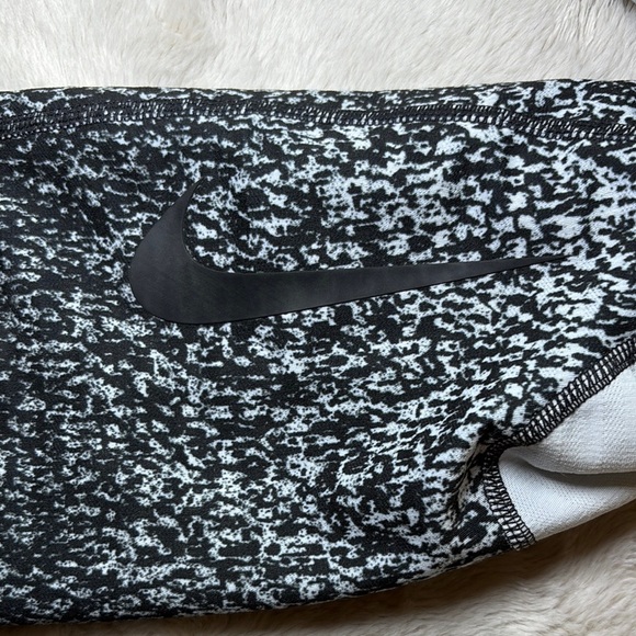 Nike Men's Gradient Black and White Boxer Briefs - Picture 8 of 8